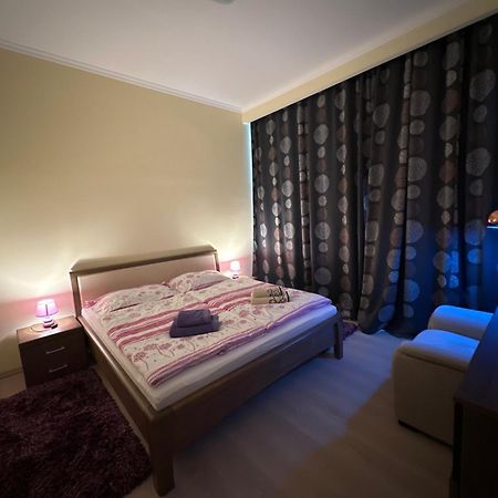 Apartment Zeyerova4 Карловы Вары Экстерьер фото